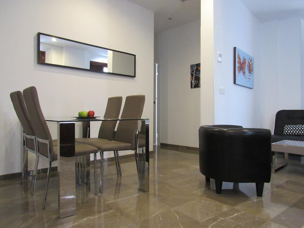 Apartamentos Iliberis Granada Bagian luar foto